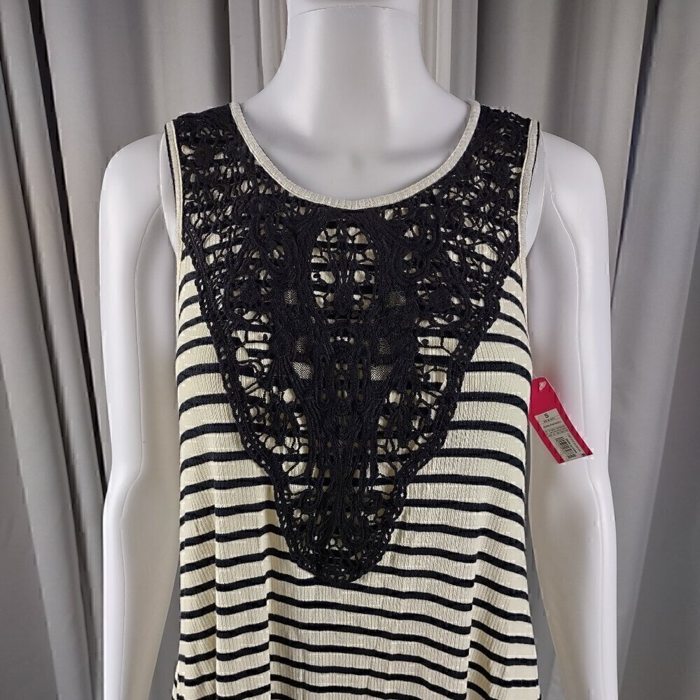 Xhilaration Black & Cream Lightweight Stretchy Striped Tank Top Dress Sz S (NWT) - Picture 2 of 10